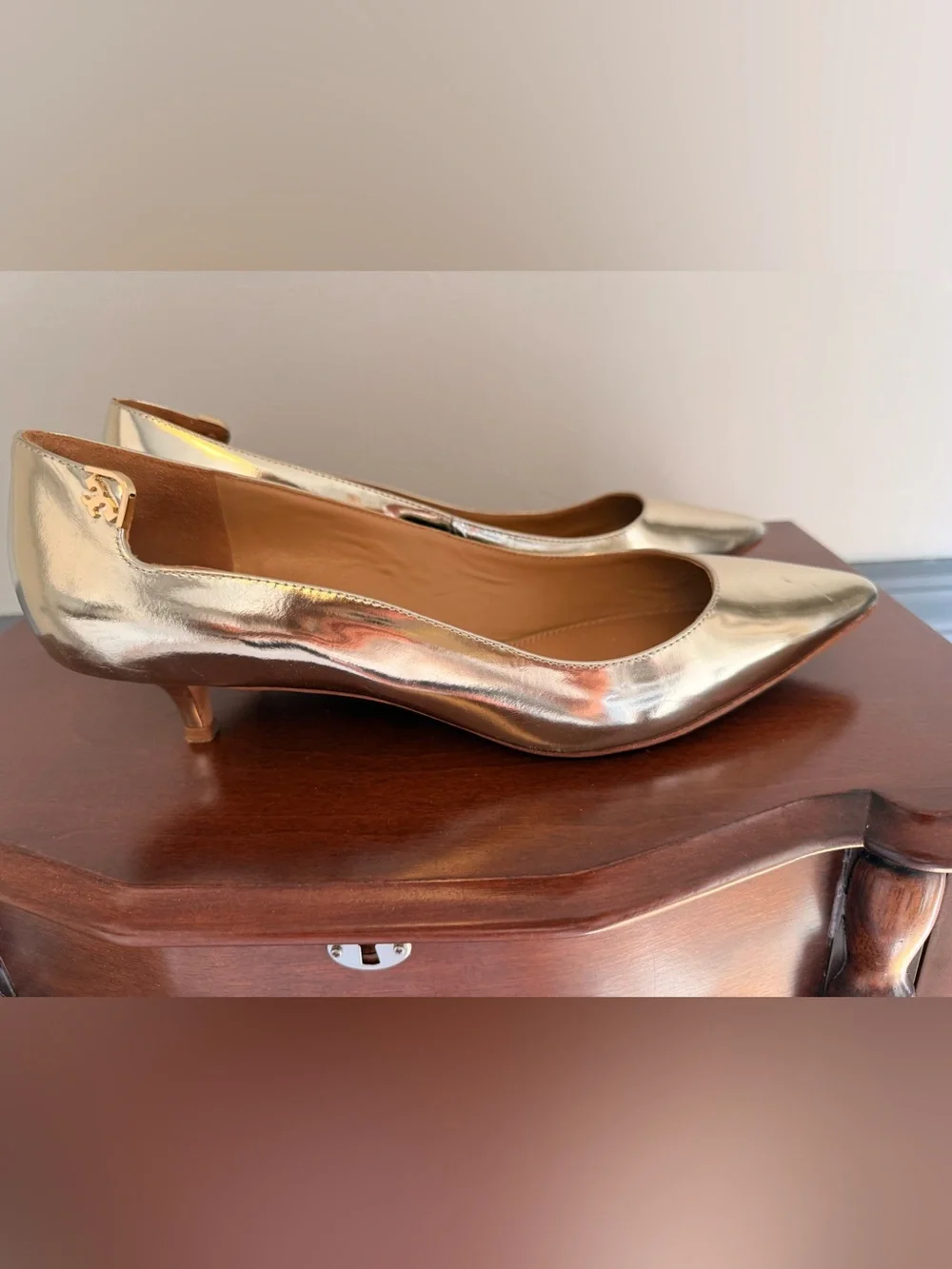 Tory Burch Metallic Gold Pointed Toe Kitten Heel Pumps